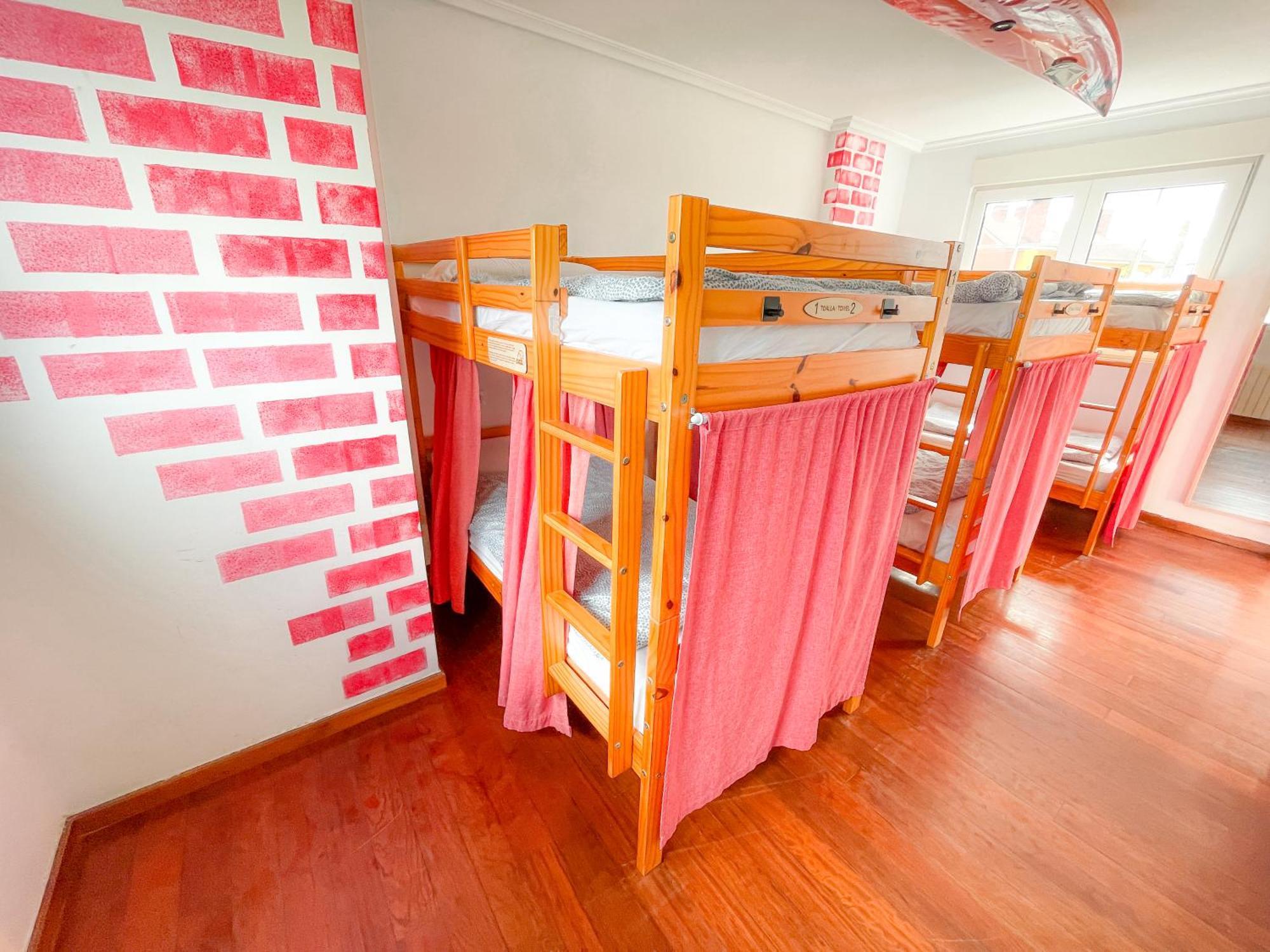 Gijon Surf Hostel Rom bilde