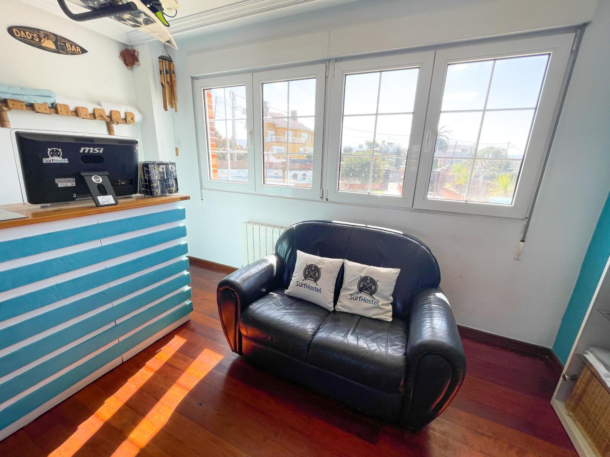 Gijon Surf Hostel Eksteriør bilde