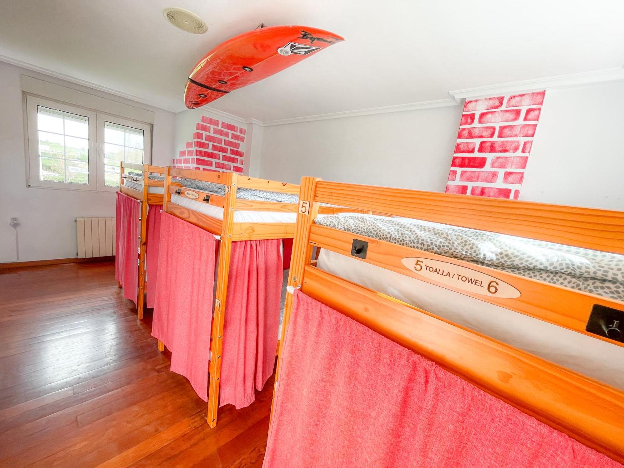 Gijon Surf Hostel Rom bilde